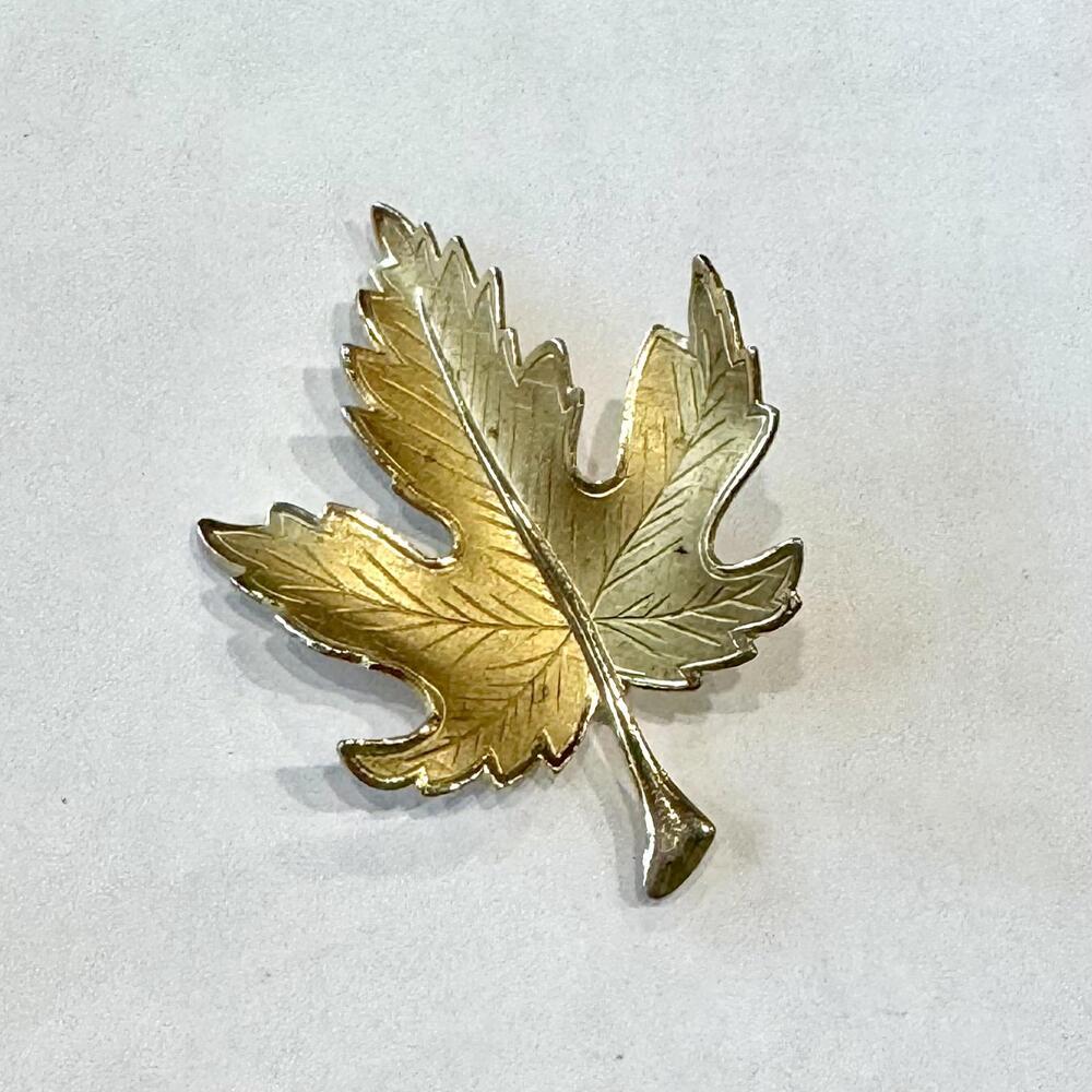 Vintage Gold Maple Leaf Brooch Pin Jewelry Shawl‎ Bag